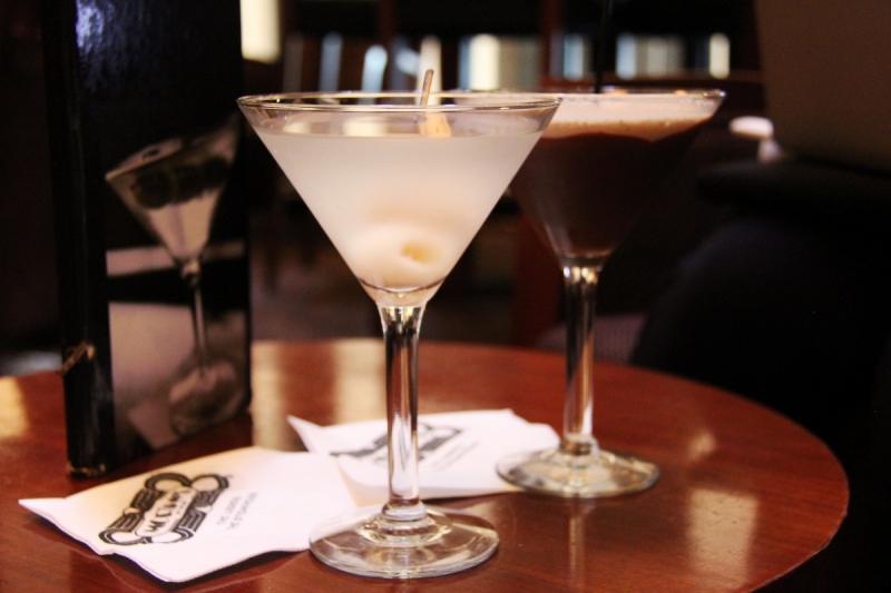 brasserie-COGOLIN-min_martini_bar_lychee_chocolate_alcohol_liquor_happy_hour_happy-910161